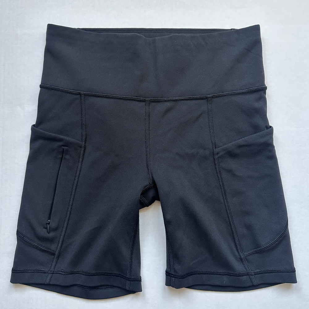 Athleta All In 7” Women's Black High-Waisted Shorts
